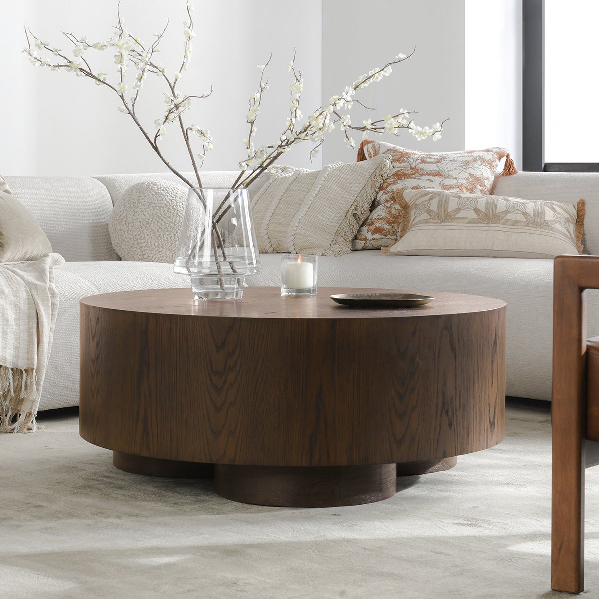 Runa Oak Veneer 42" Coffee Table Coffee Brown | BeBoldFurniture