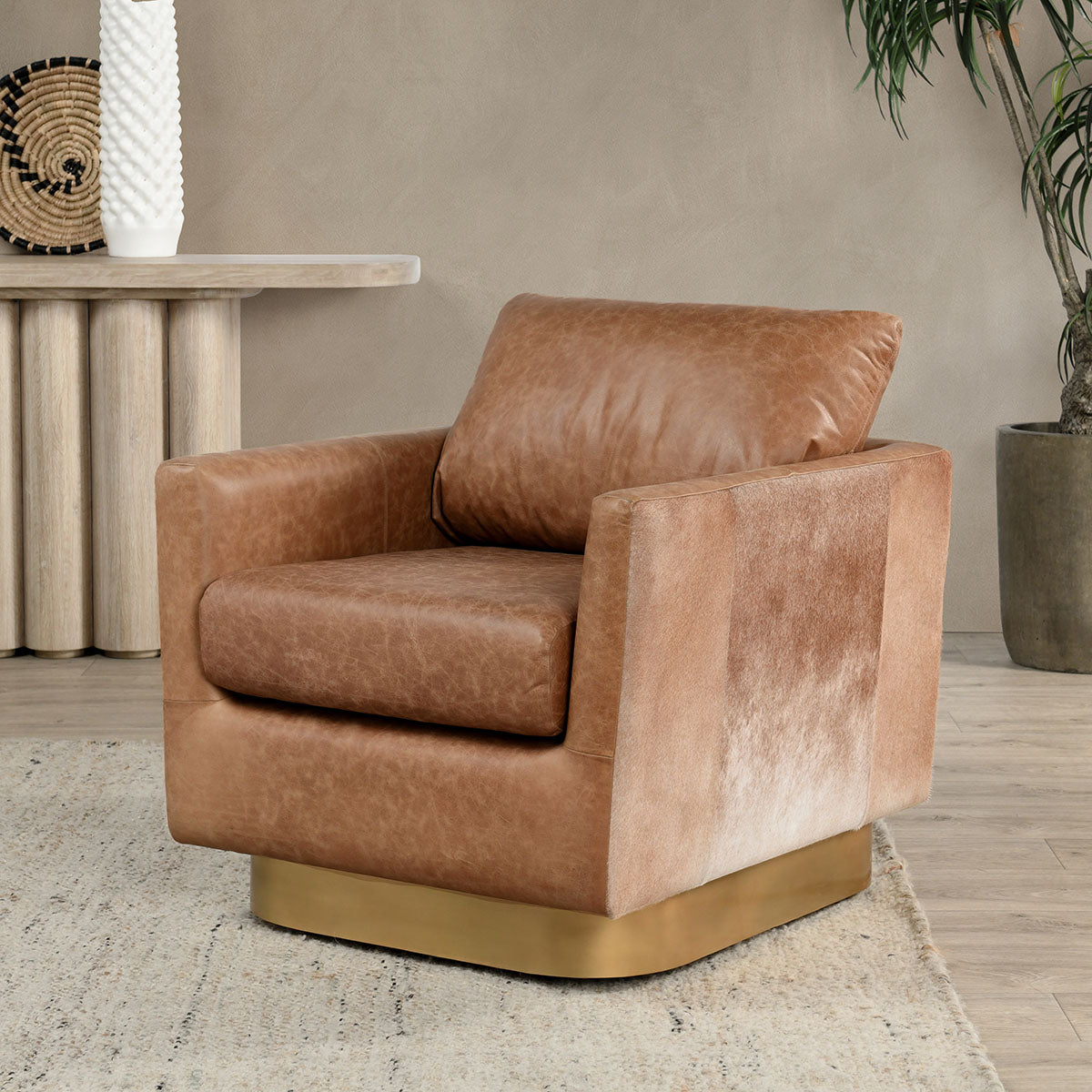 Lathe Leather/Hide Accent Chair Chestnut Brown/Blonde | BeBoldFurniture